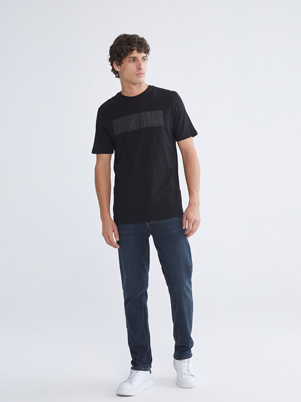 Siyah Bisiklet Yaka Baskılı Penye Erkek Tişört-2