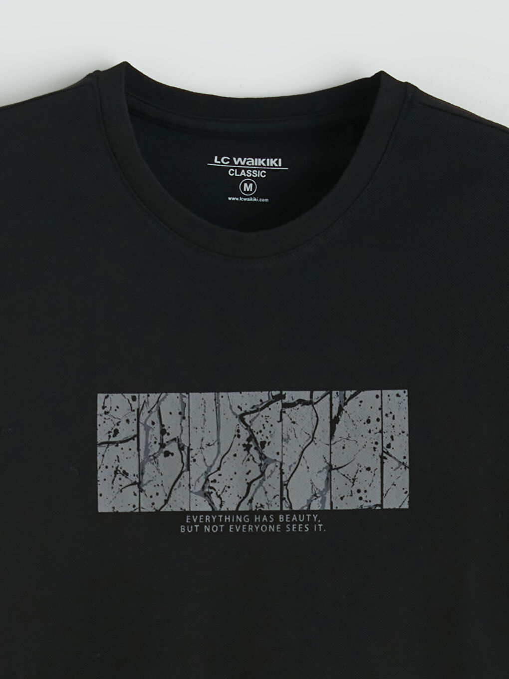 Чоловік ЧОРНИЙ Футболка-1