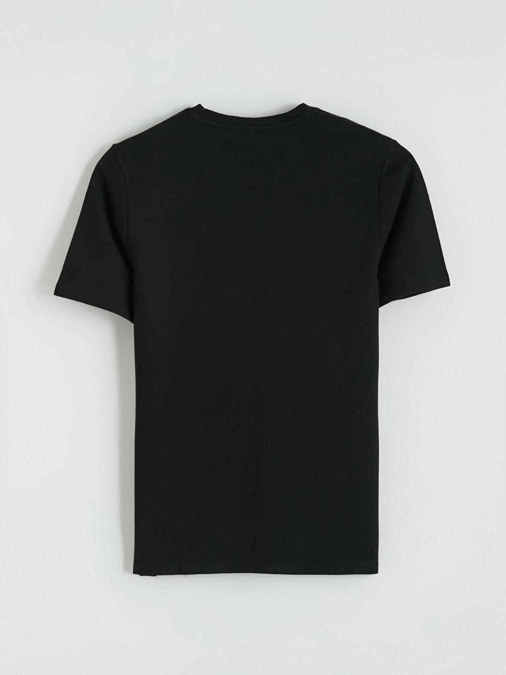 Чоловік ЧОРНИЙ Футболка-2