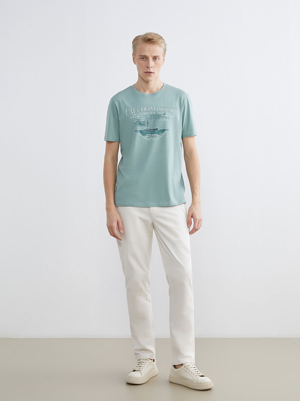 Yeşil Bisiklet Yaka Baskılı Penye Erkek Tişört-1