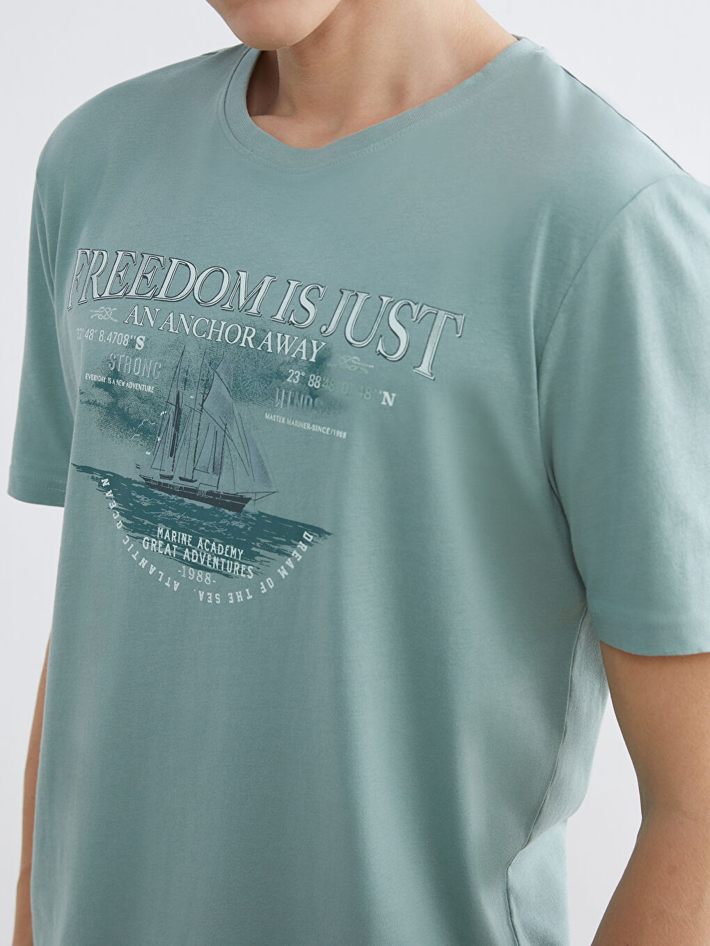 Yeşil Bisiklet Yaka Baskılı Penye Erkek Tişört-2