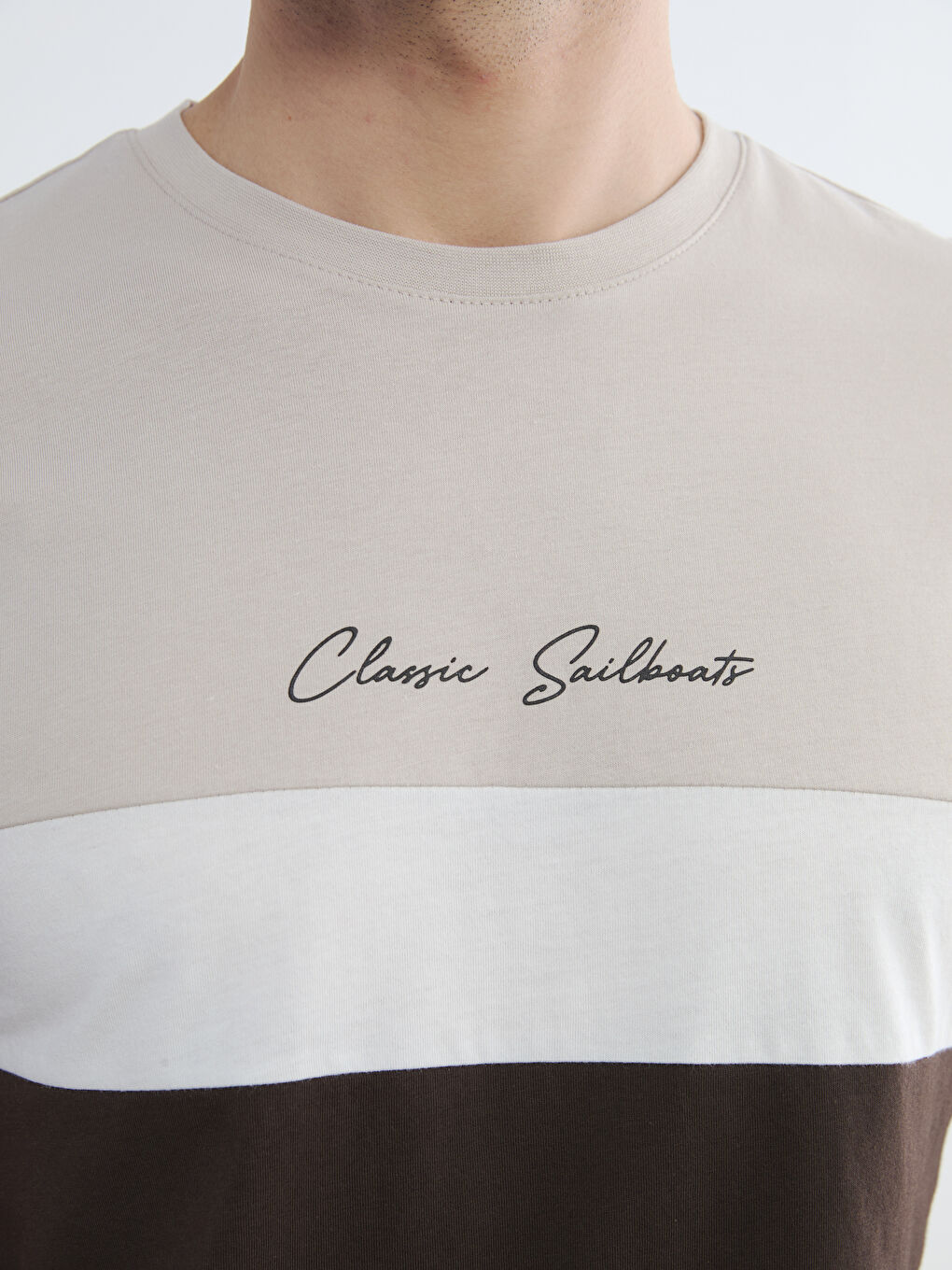 Kahverengi Bisiklet Yaka Renk Bloklu Penye Erkek Tişört-2