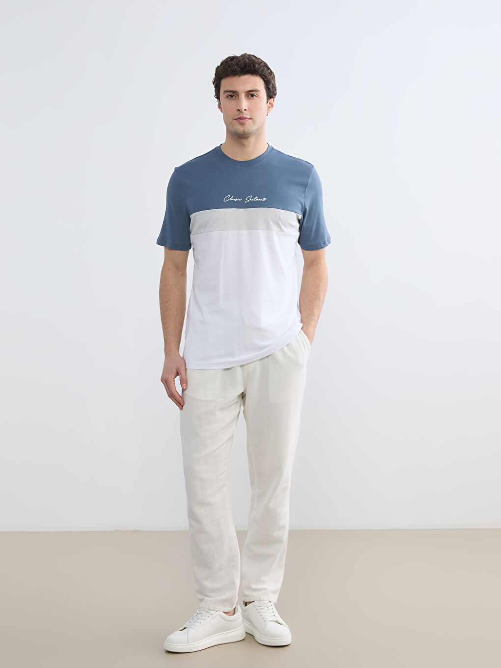 Muška majica od dresa sa blokovima boja i okruglim izrezom-1