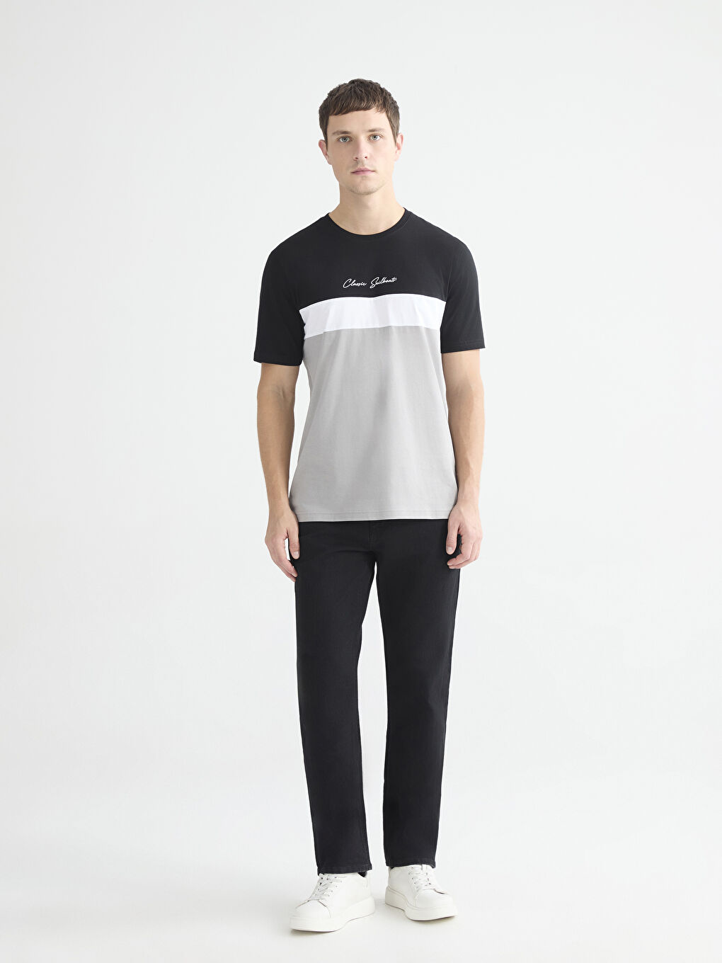 Siyah Bisiklet Yaka Kısa Kollu Renk Bloklu Erkek Tişört-2