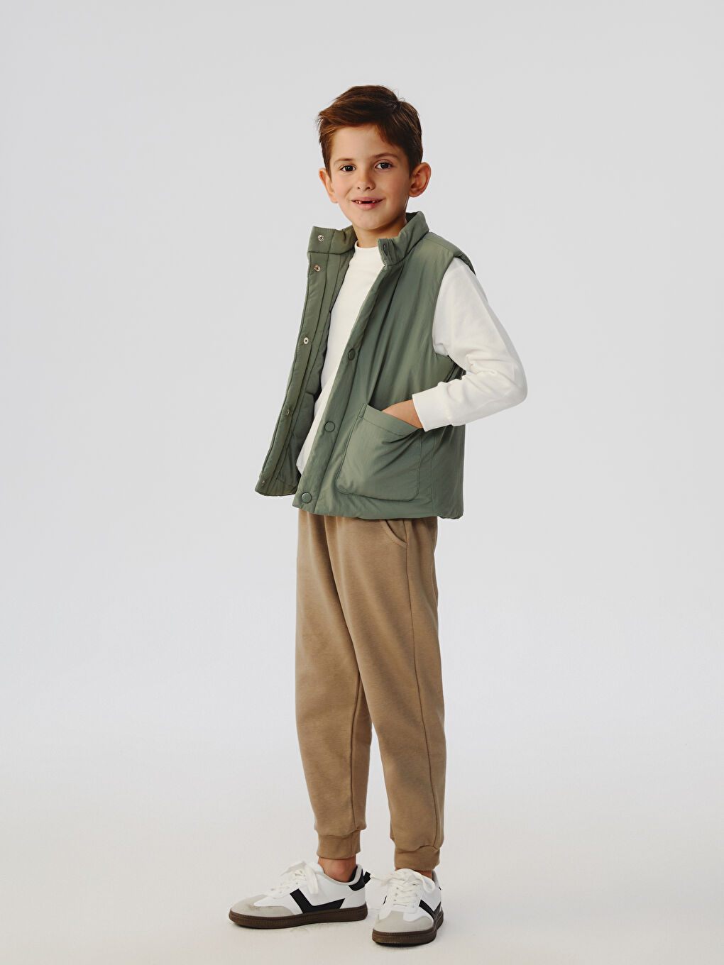 Haki Dik Yaka Erkek Çocuk Şişme Yelek-1