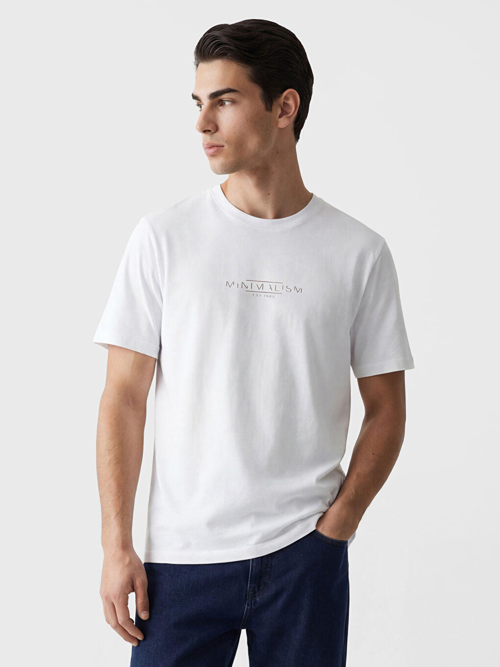 Мужская футболка с круглым вырезом с принтом