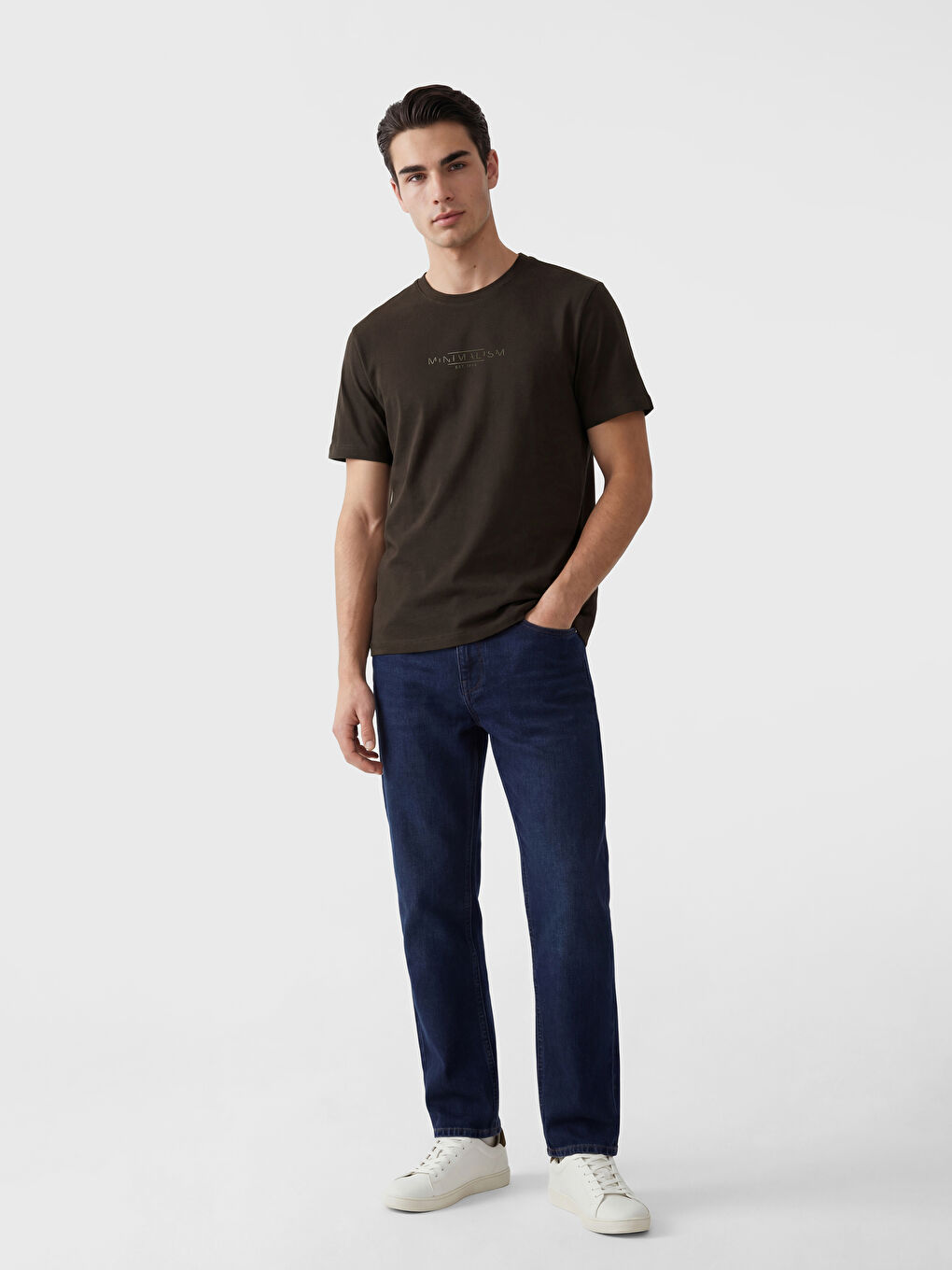 Мужская футболка с круглым вырезом с принтом-1