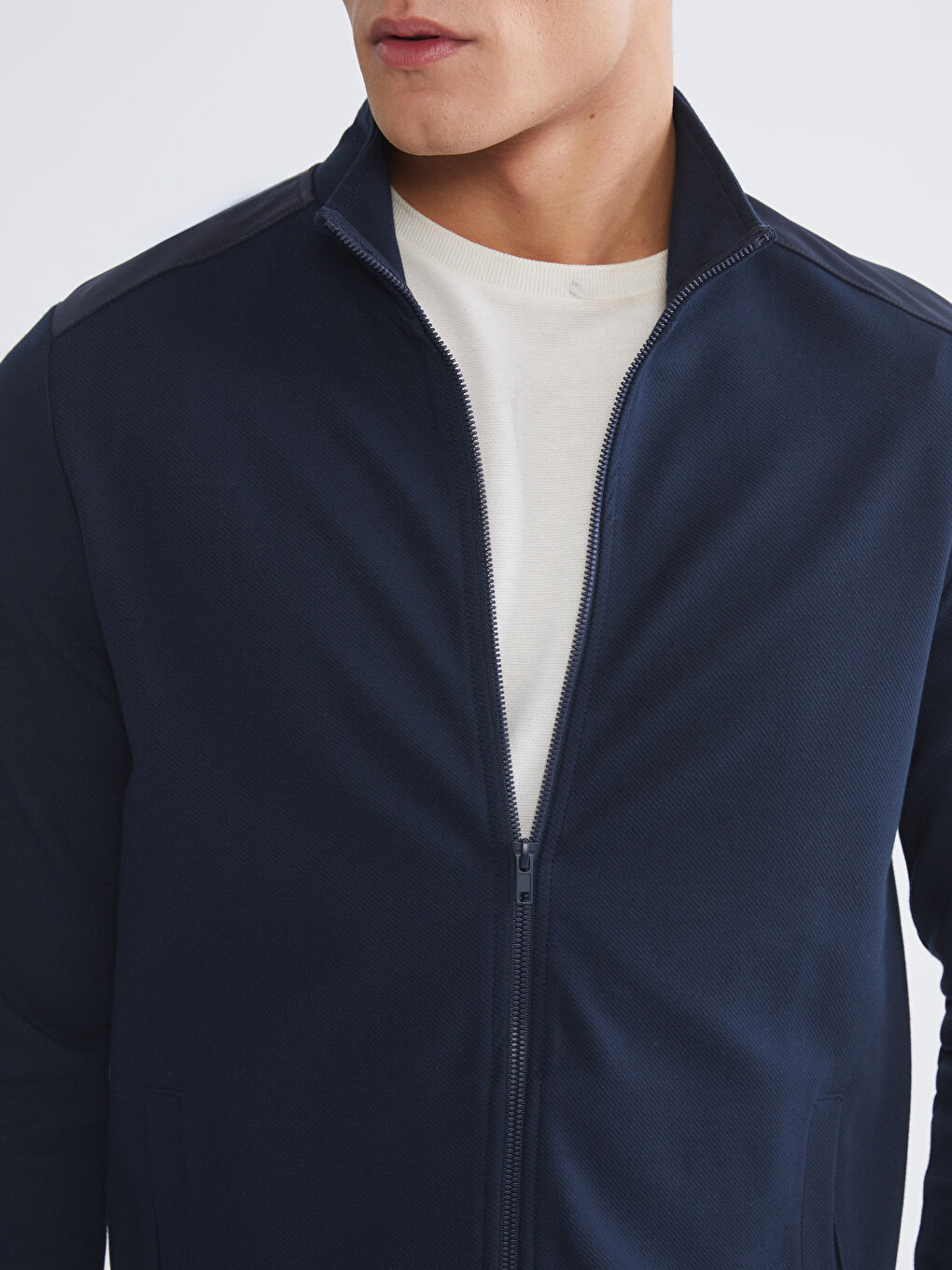 Men's stand-up collar zip-up sweatshirt-3