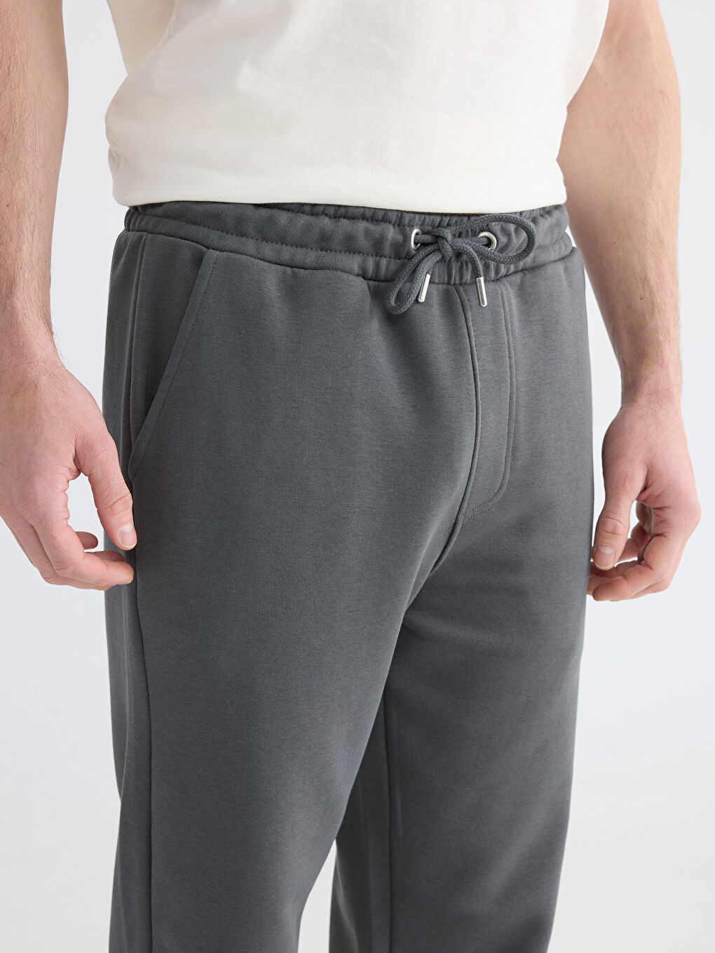 Antrasit Standart Kalıp Erkek Jogger Eşofman Altı-2