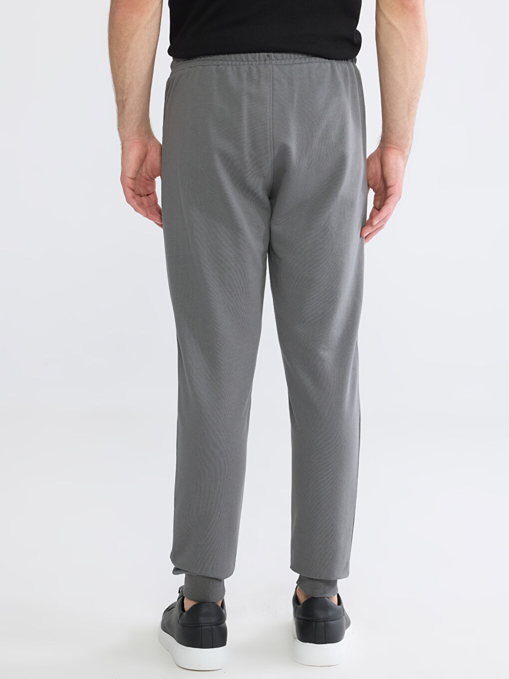 Gri Standart Kalıp Fermuarlı Cepli Erkek Jogger Eşofman Altı-3