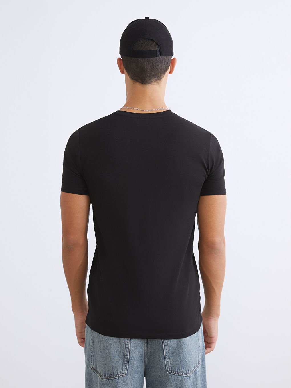 Siyah Bisiklet Yaka Penye Erkek Tişört-3
