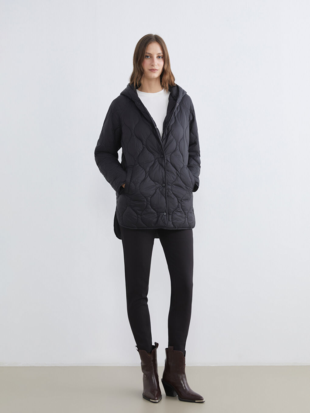 Woman BLACK Puffer Coat-1