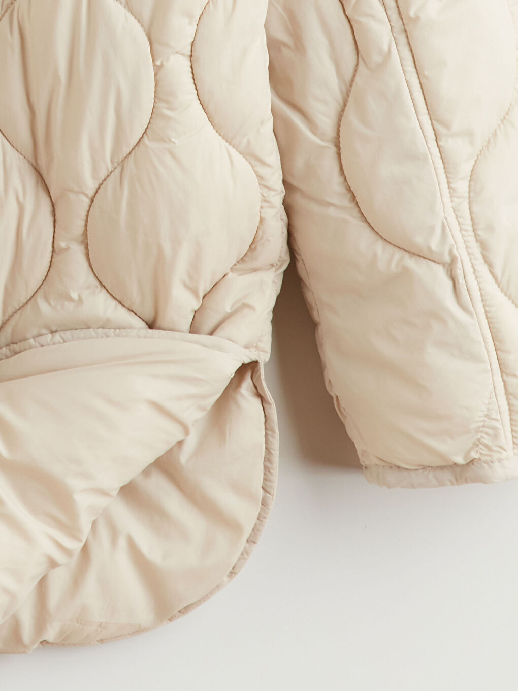 Women's Hooded Puffer Jacket-9