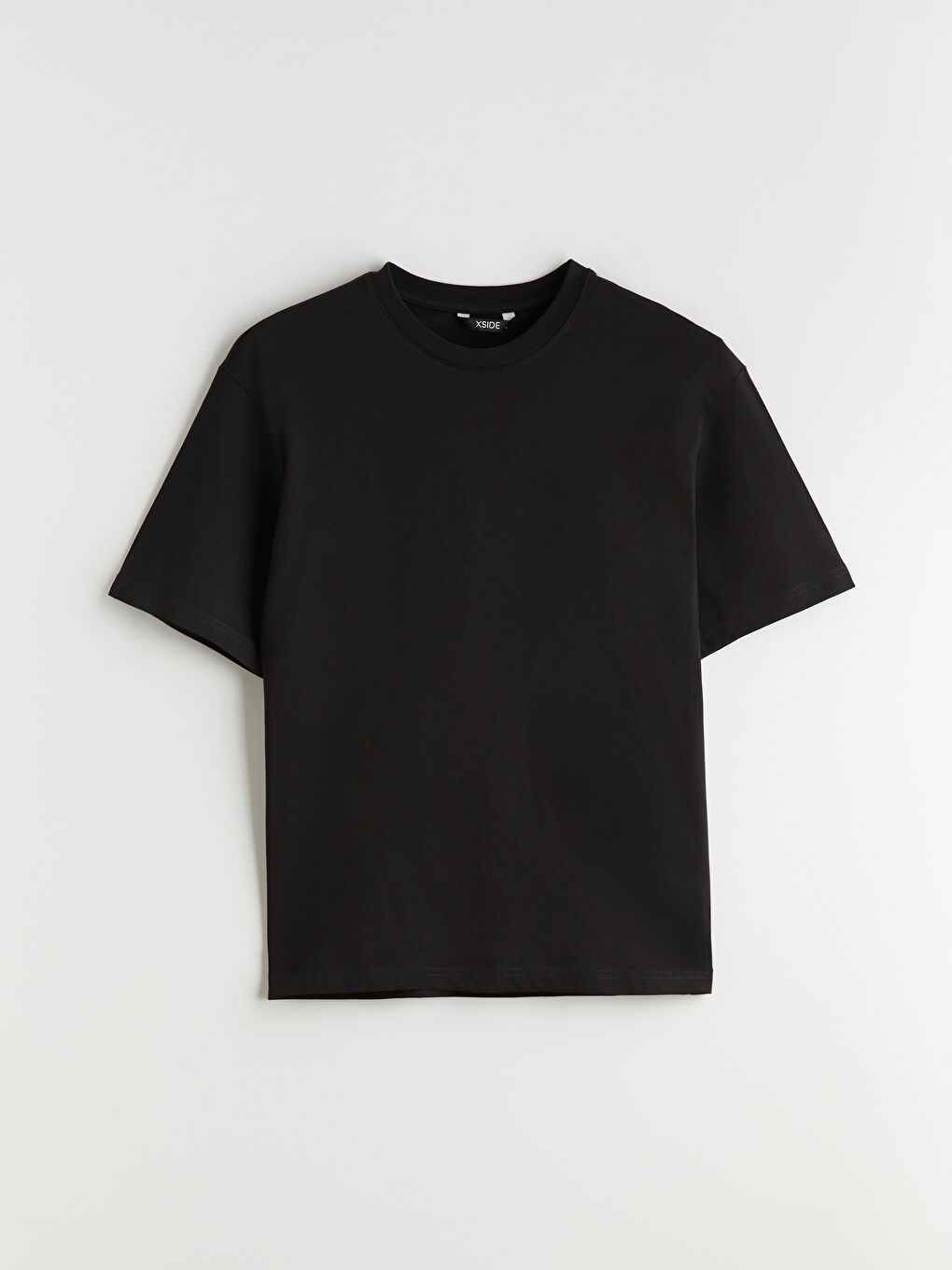 Siyah Bisiklet Yaka Erkek Tişört-4