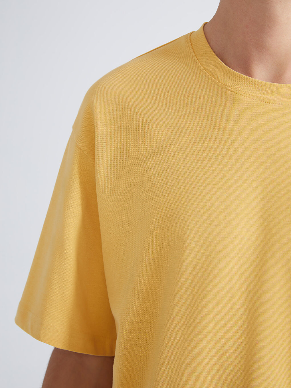 Sarı Bisiklet Yaka Erkek Tişört-2