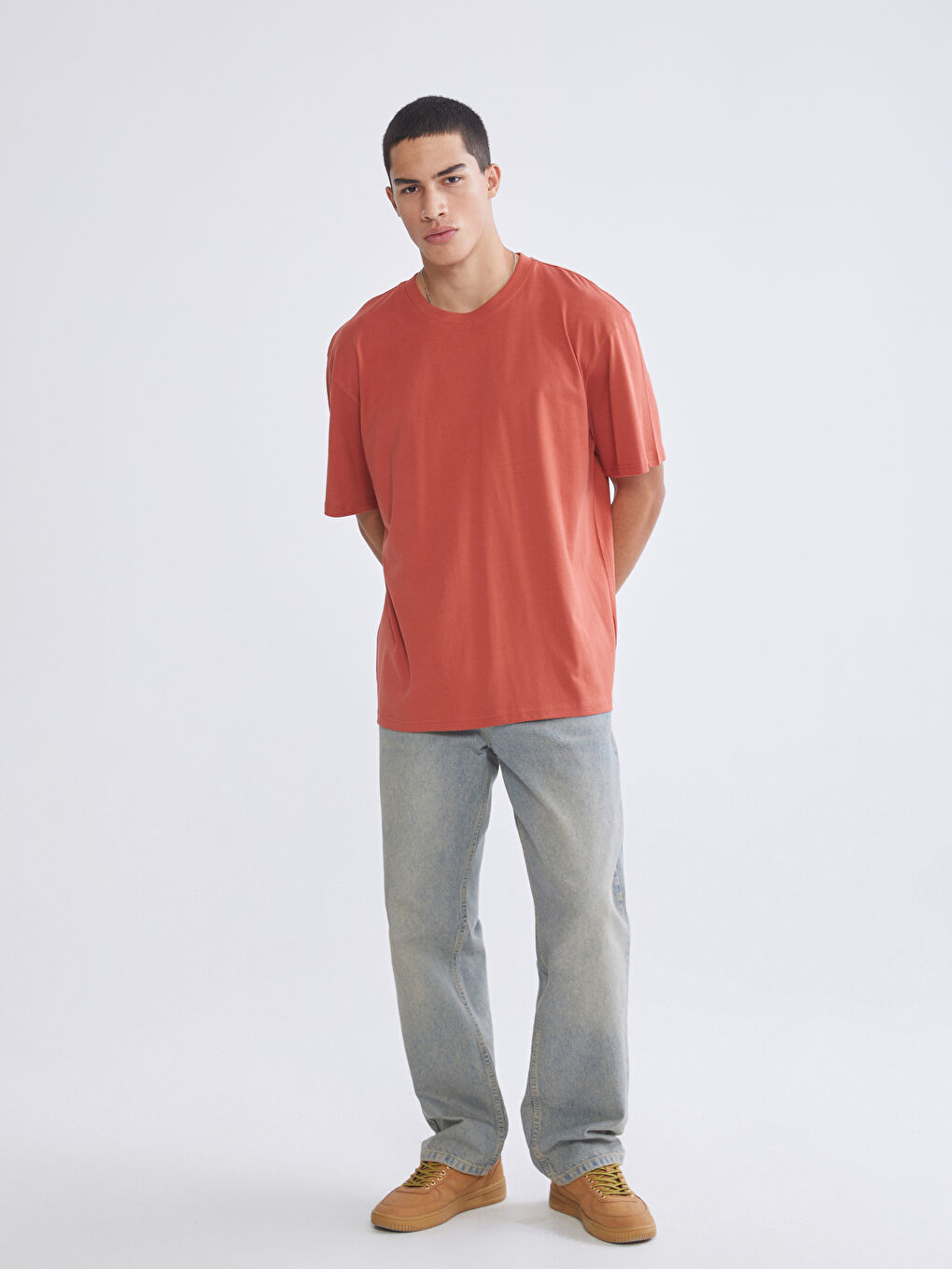 Kahverengi Bisiklet Yaka Erkek Tişört-1