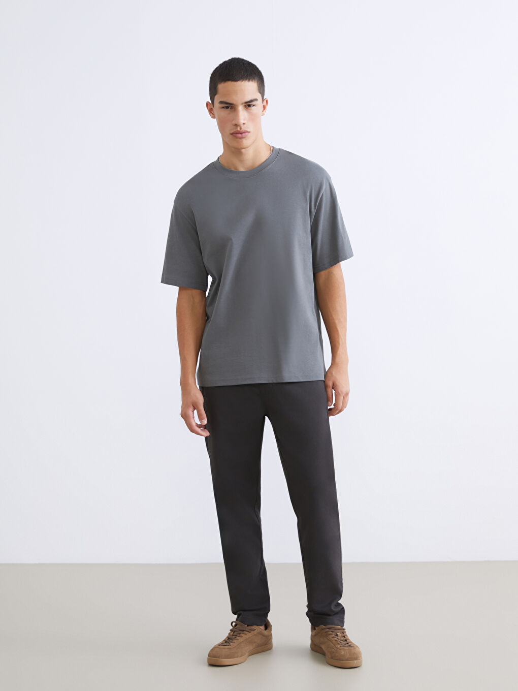 Gri Bisiklet Yaka Erkek Tişört-1