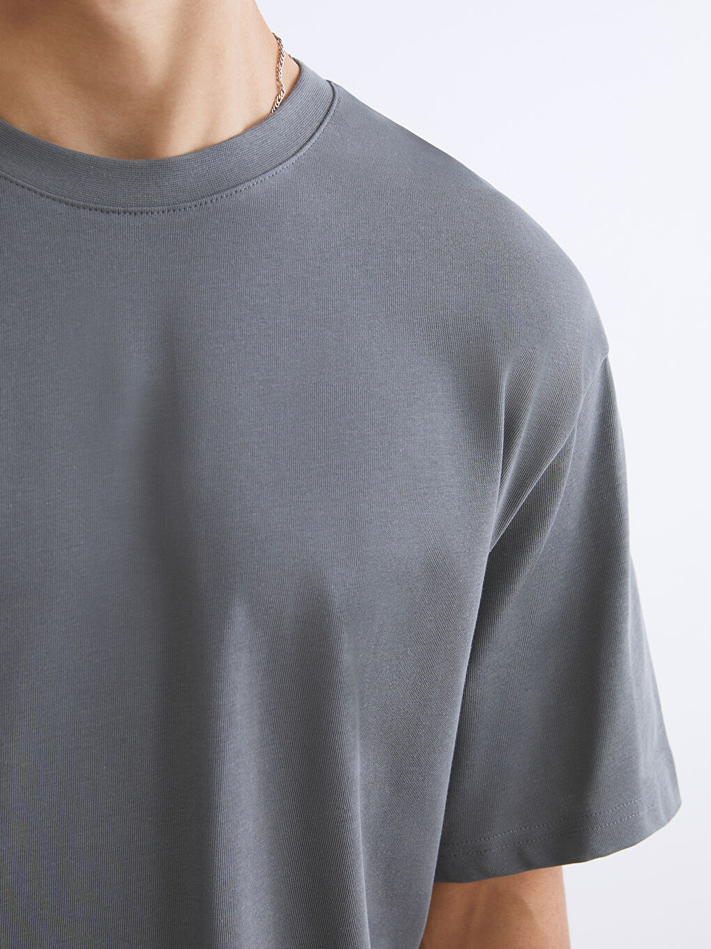 Gri Bisiklet Yaka Erkek Tişört-2