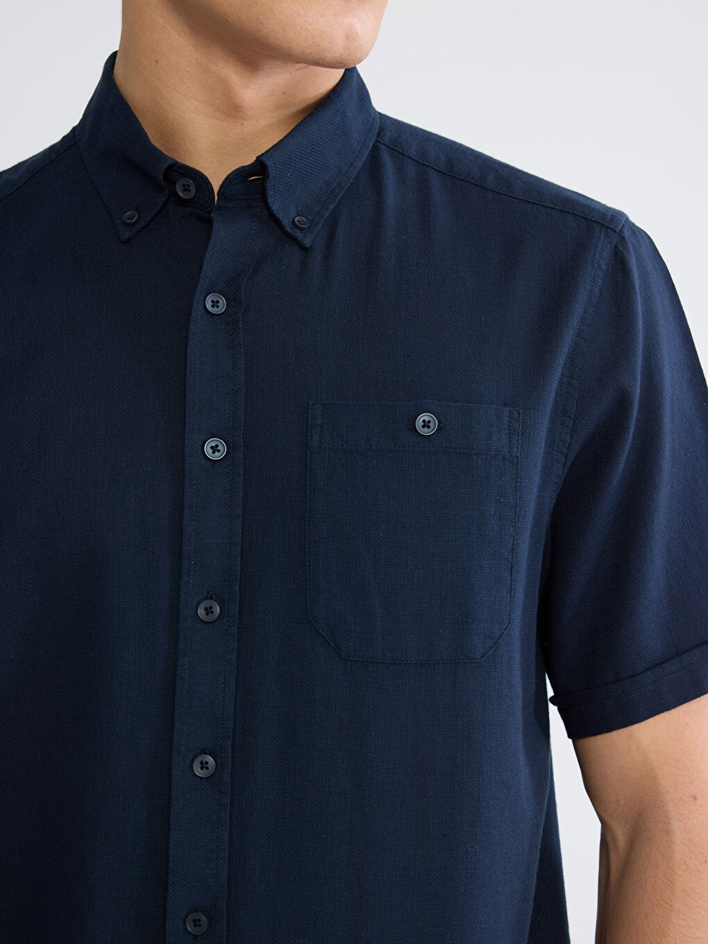 Мужская рубашка стандартного кроя из поплина-5