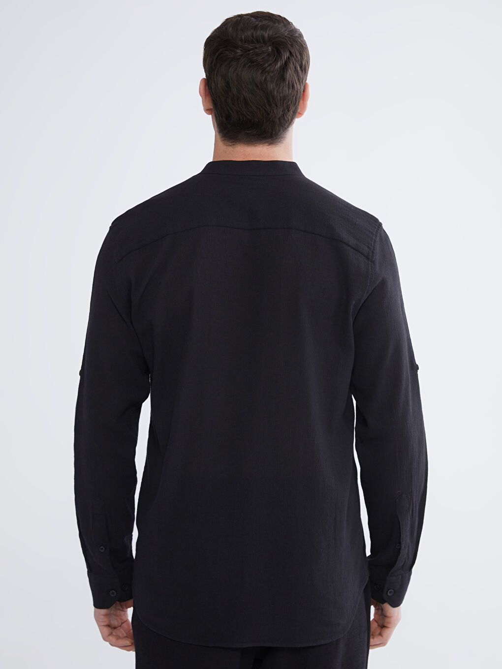 Siyah Regular Fit Hakim Yaka Erkek Gömlek-3