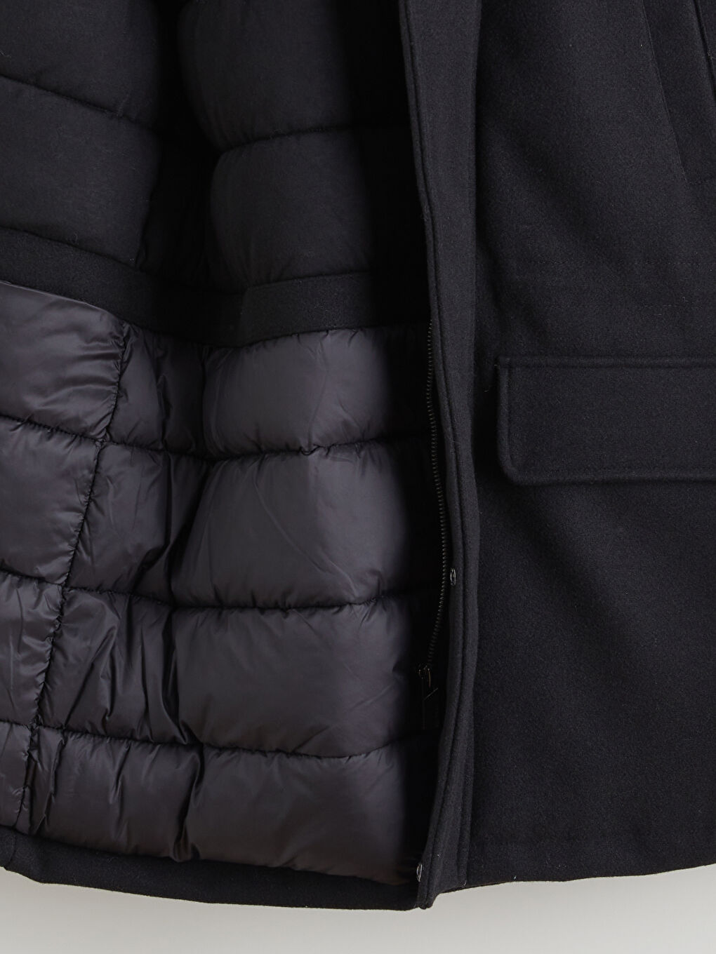 Siyah Standart Kalıp Kapüşonlu Erkek Kaşe Mont-6