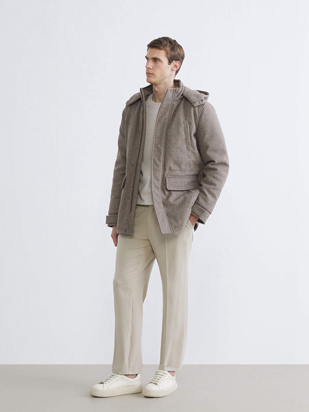 Bej Standart Kalıp Kapüşonlu Erkek Kaşe Mont-1