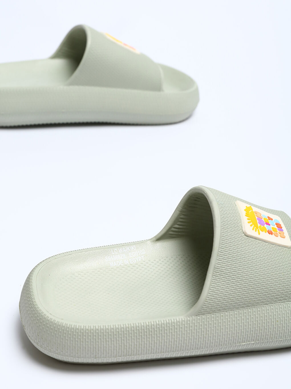 Single-Band Women's Slippers-3