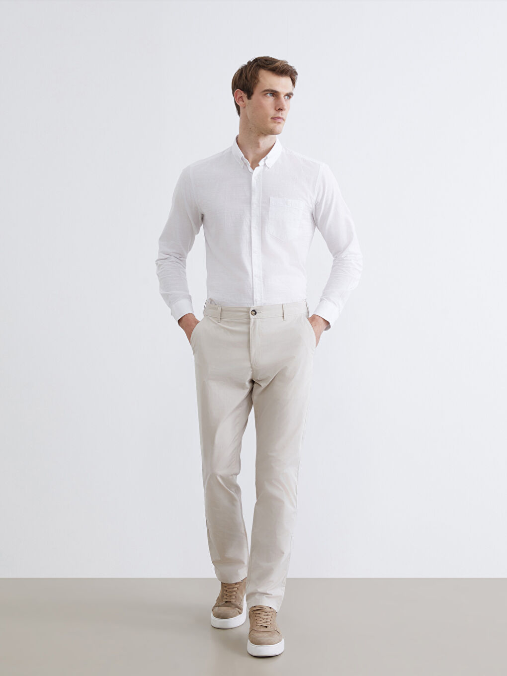 Pantalon chino en toile pour homme à coupe régulière