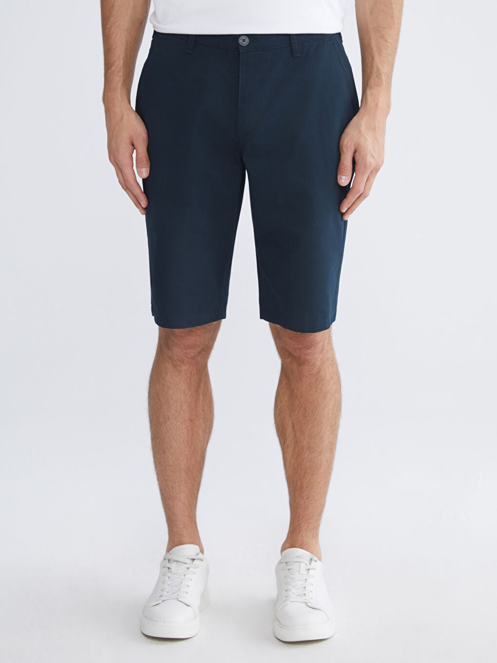 Lacivert Standart Kalıp Gabardin Erkek Şort-1