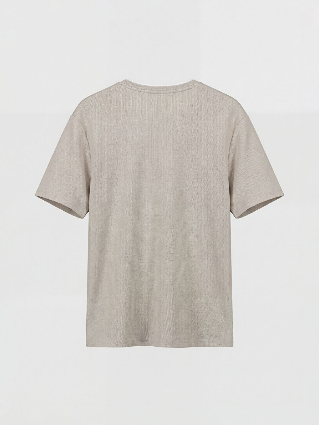 მრგვალი საყელოს მამაკაცის მაისური-1