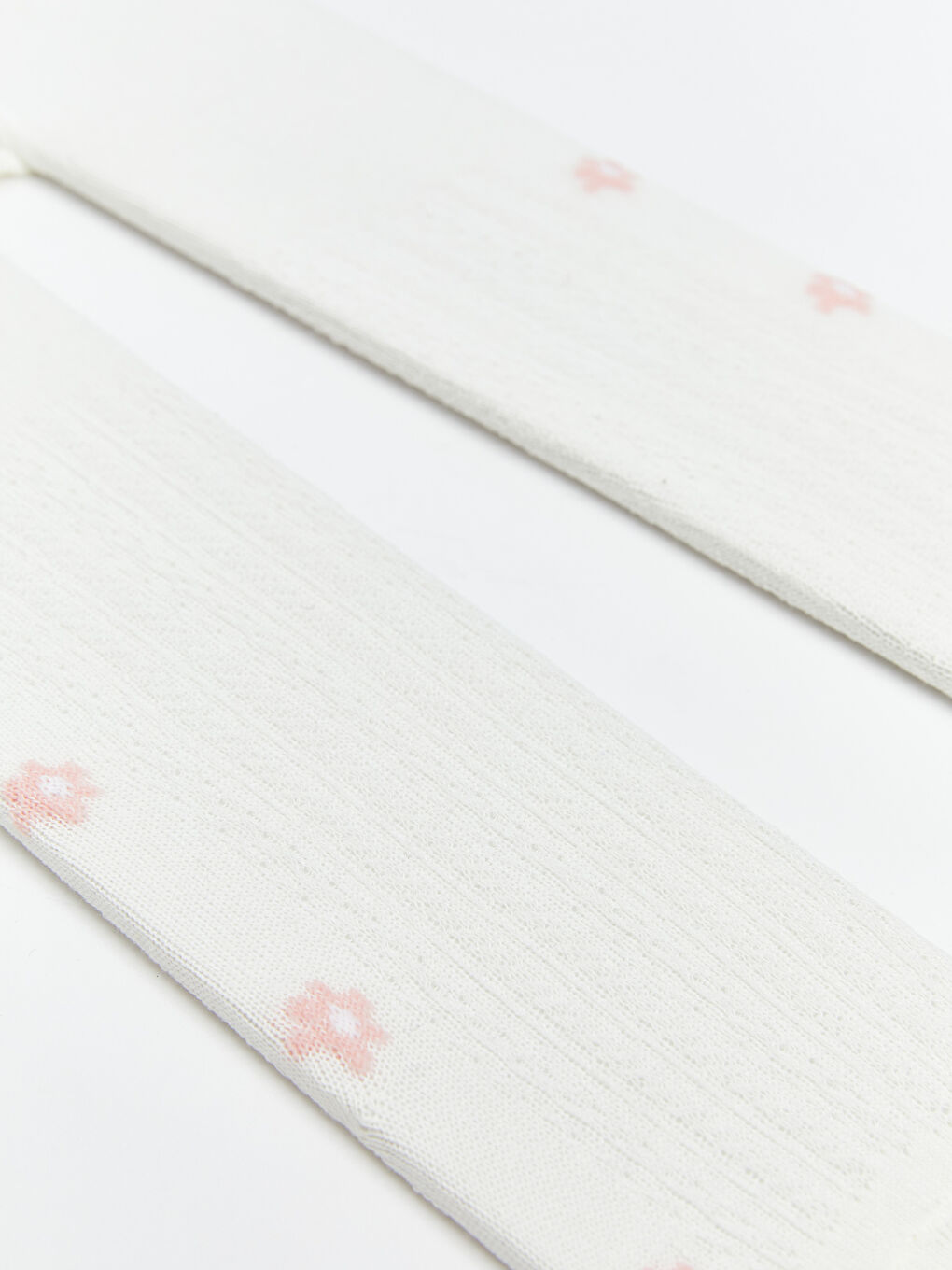 تایت گوڵدار بۆ منداڵە کچان 2 پارچە-3