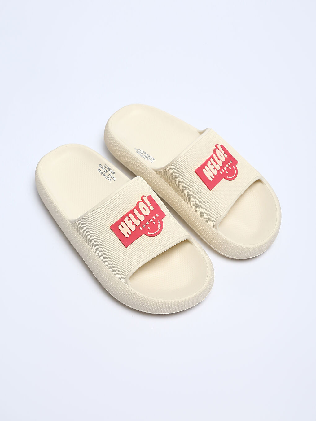 سليبر نسائي بشريط واحد