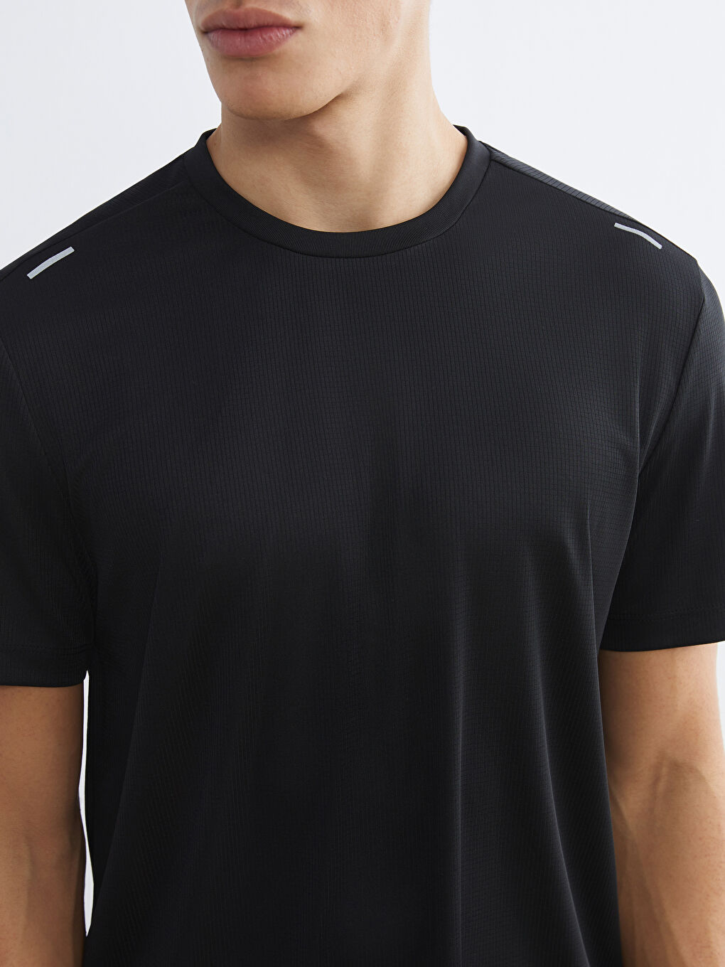 Siyah Bisiklet Yaka Erkek Spor Tişört-2