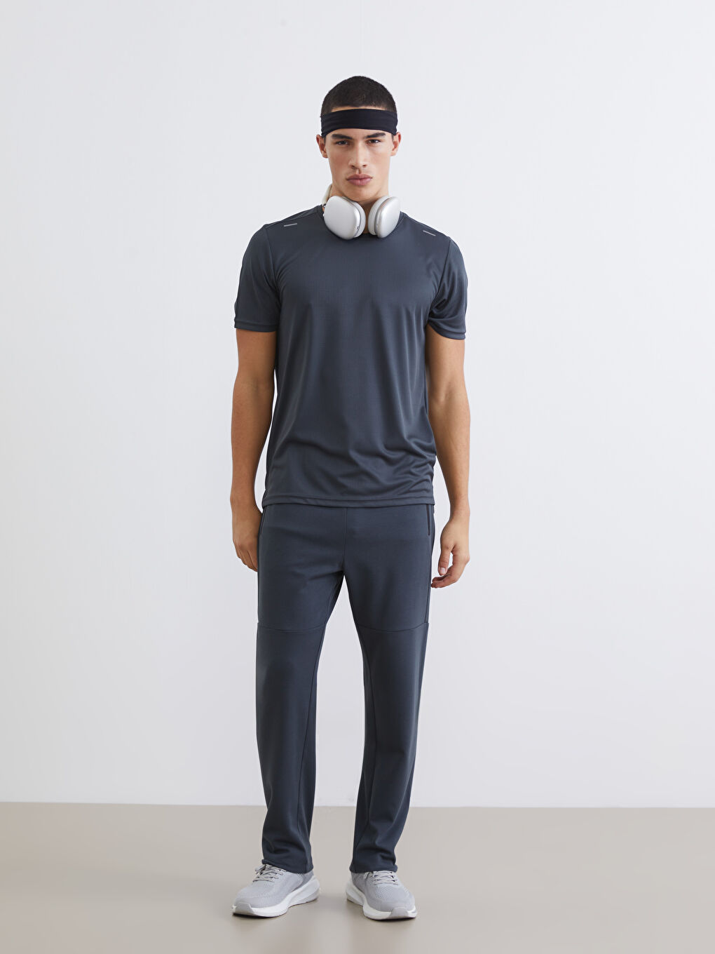 Gri Bisiklet Yaka Erkek Spor Tişört-1