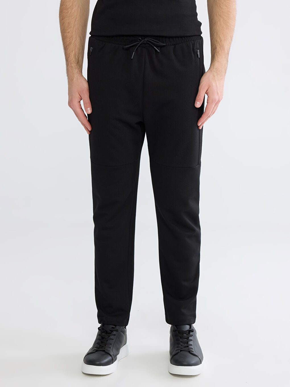 Siyah Standart Kalıp Erkek Eşofman Altı-1