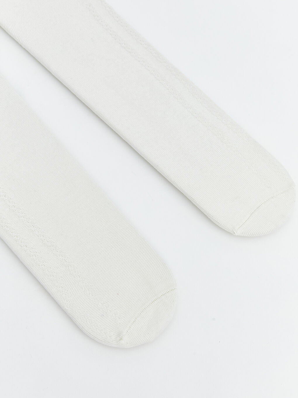 جوارب طويلة بيج فاتح / ايكرو طفلة-1