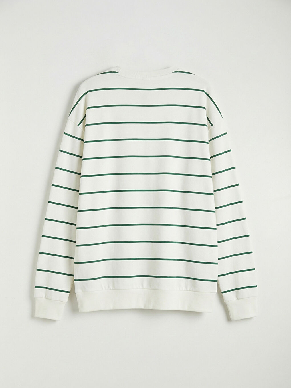 Dečija majica sa prugama i okruglim izrezom-1