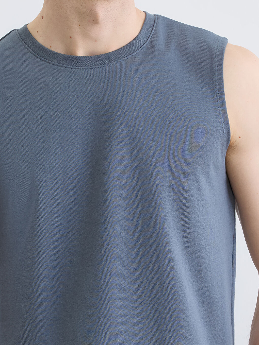 Gri Bisiklet Yaka Erkek Kolsuz Tişört-2