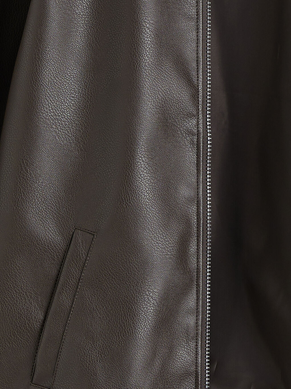 Kahverengi Deri Görünümlü Erkek Çocuk Mont-4