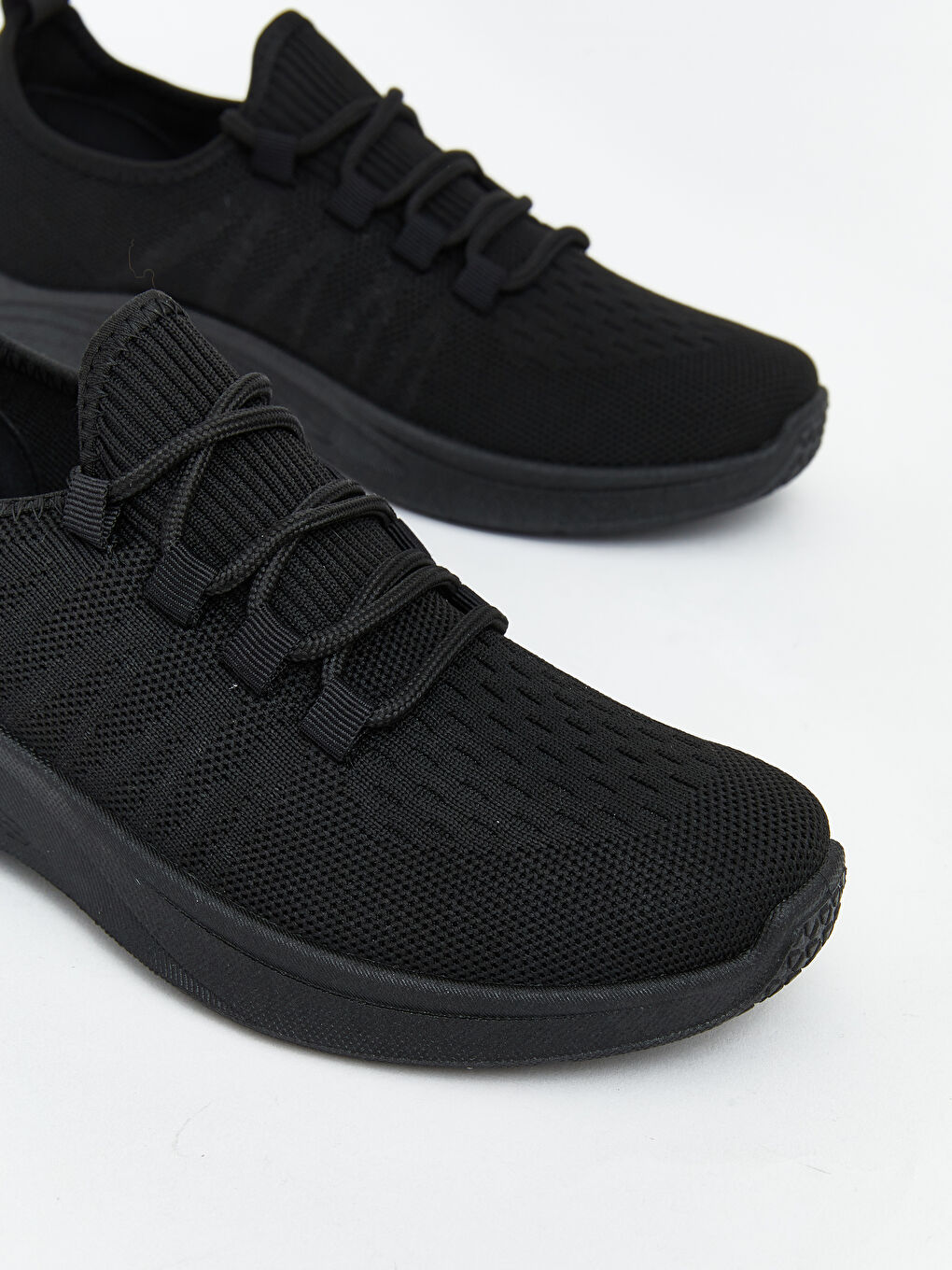 Siyah File Detaylı Kadın Spor Ayakkabı-2