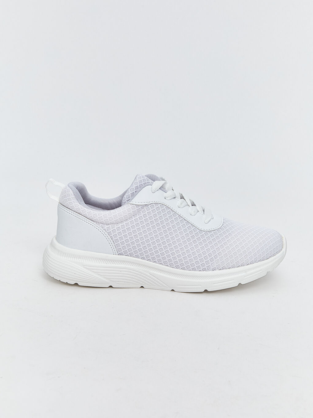 Beyaz Bağcıklı Kadın Spor Ayakkabı-1