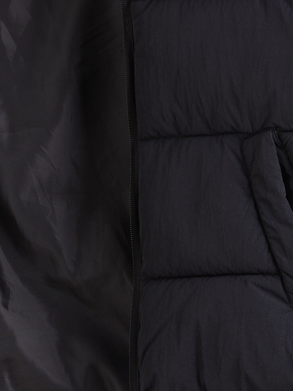 Boy BLACK Puffer Gilet-1