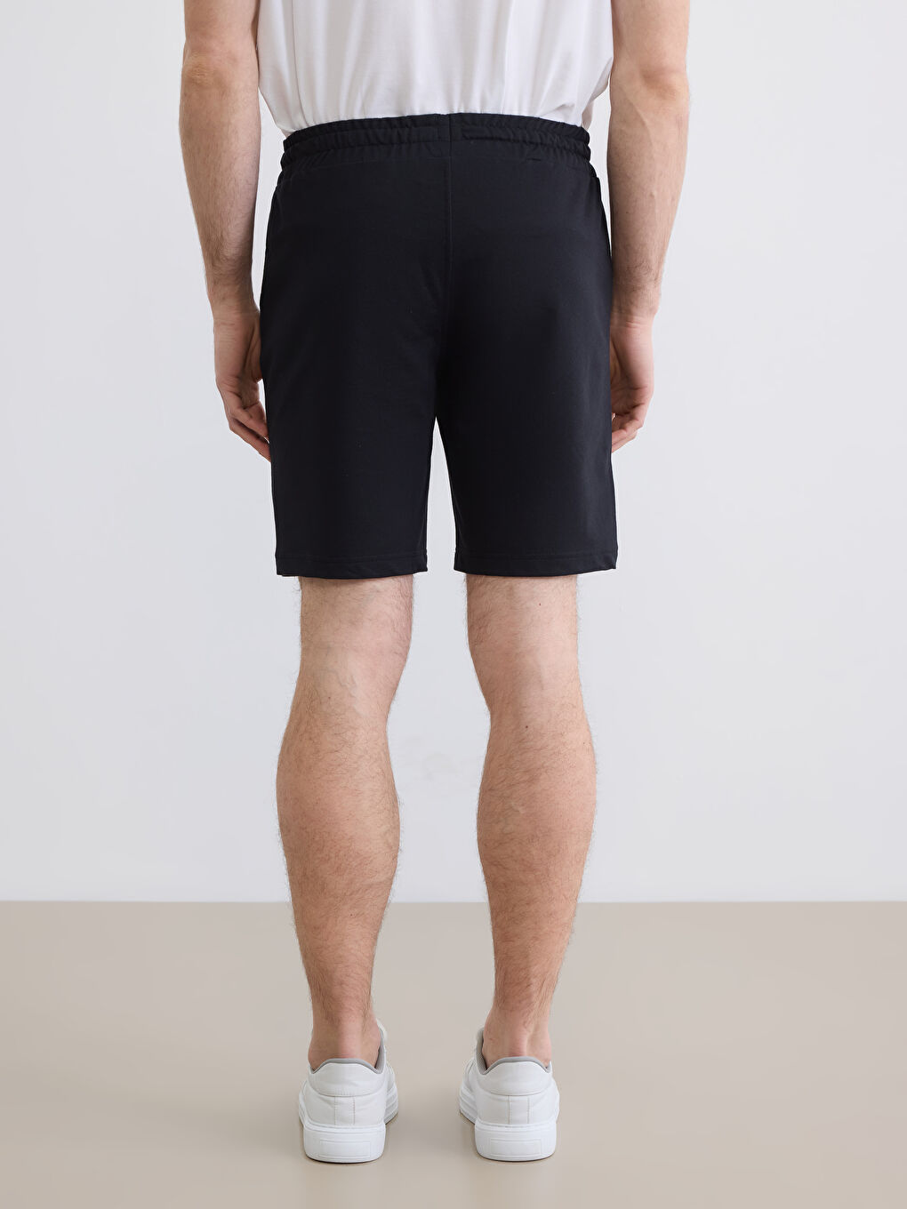 Siyah Standart Kalıp Erkek Şort-3