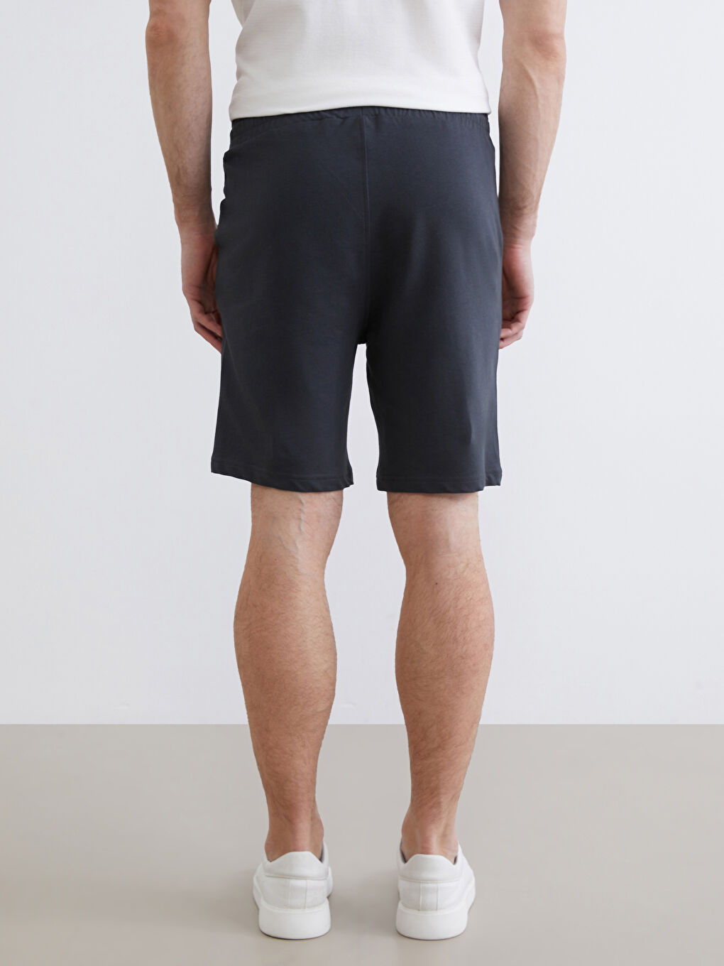 Antrasit Standart Kalıp Erkek Şort-3