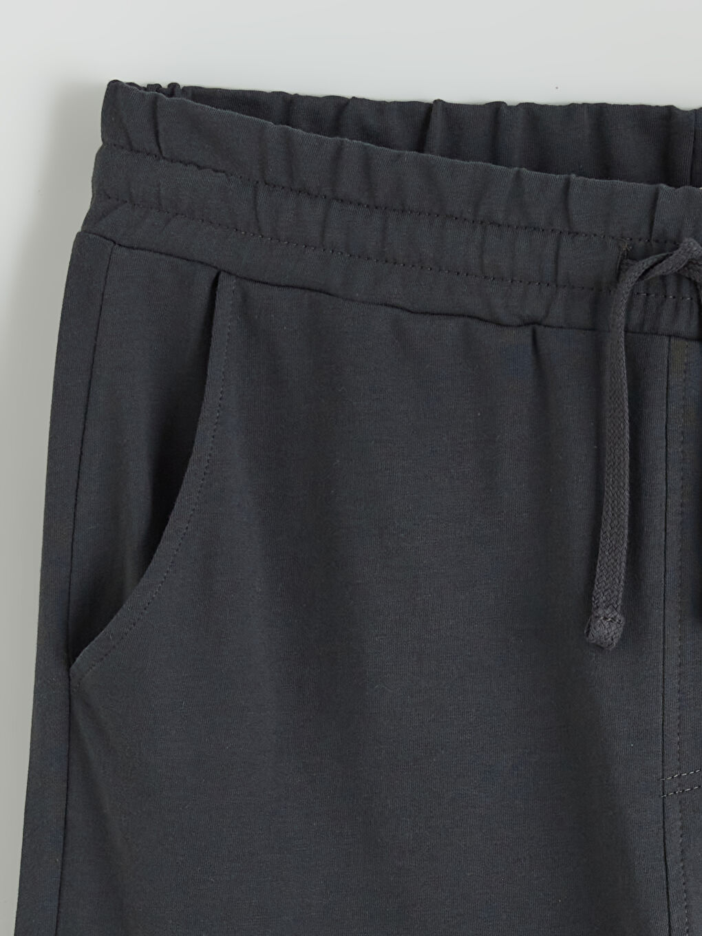 Antrasit Standart Kalıp Erkek Şort-5