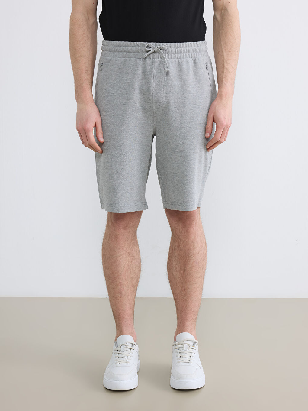 Gri Standart Kalıp Erkek Şort-1