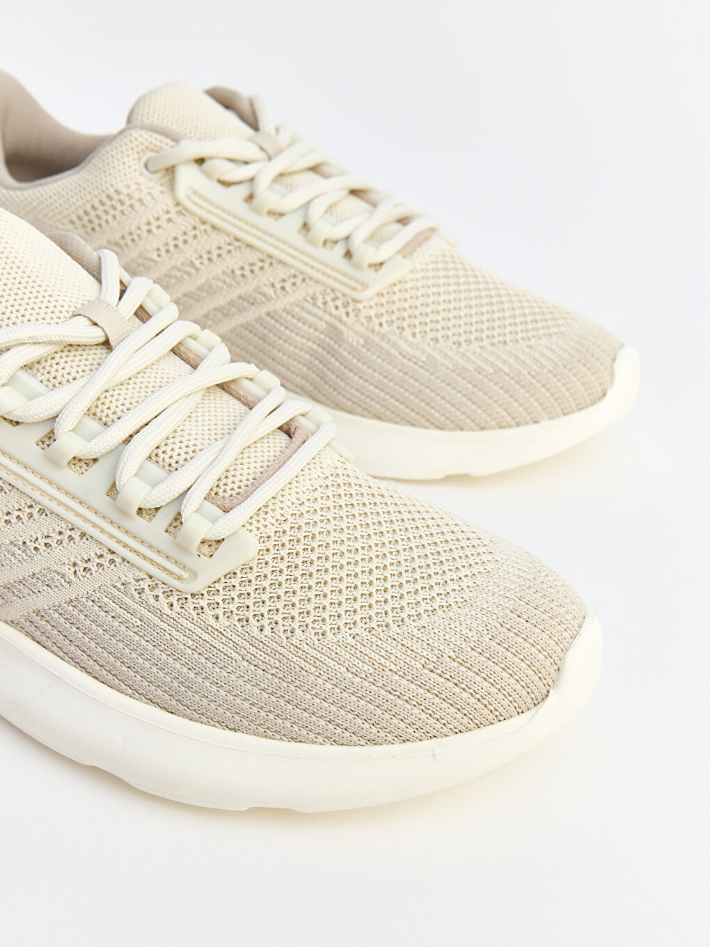 Beyaz Fileli Erkek Spor Ayakkabı-2