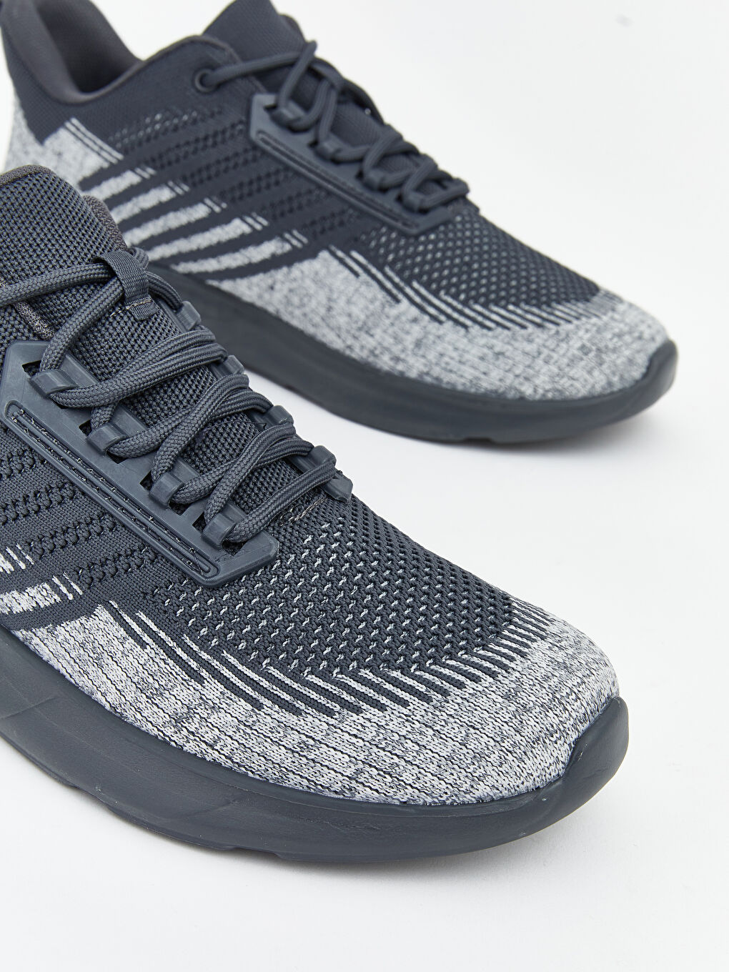 پێڵاوی وەرزشی خۆڵه‌مێشی پیاو-2