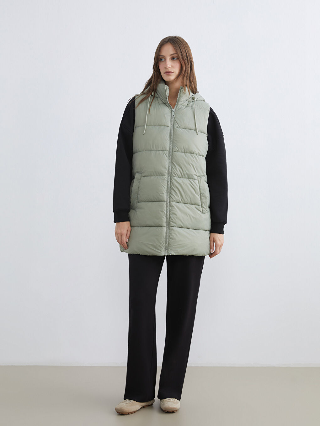 Women's Hooded Puffer Vest-1