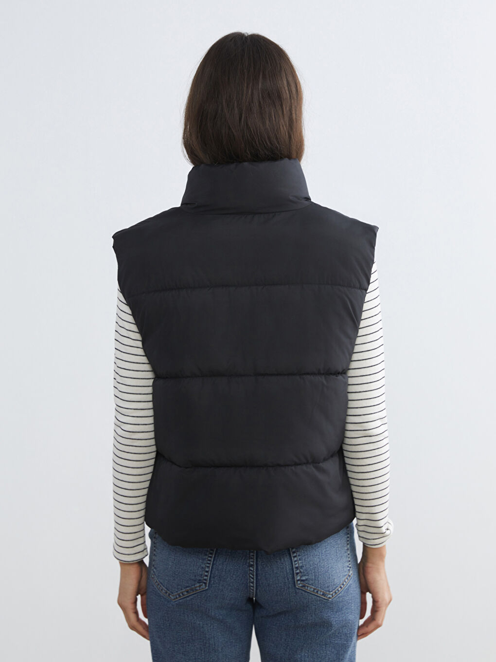 Žena CRNA Napuhani deblji prsluk-4